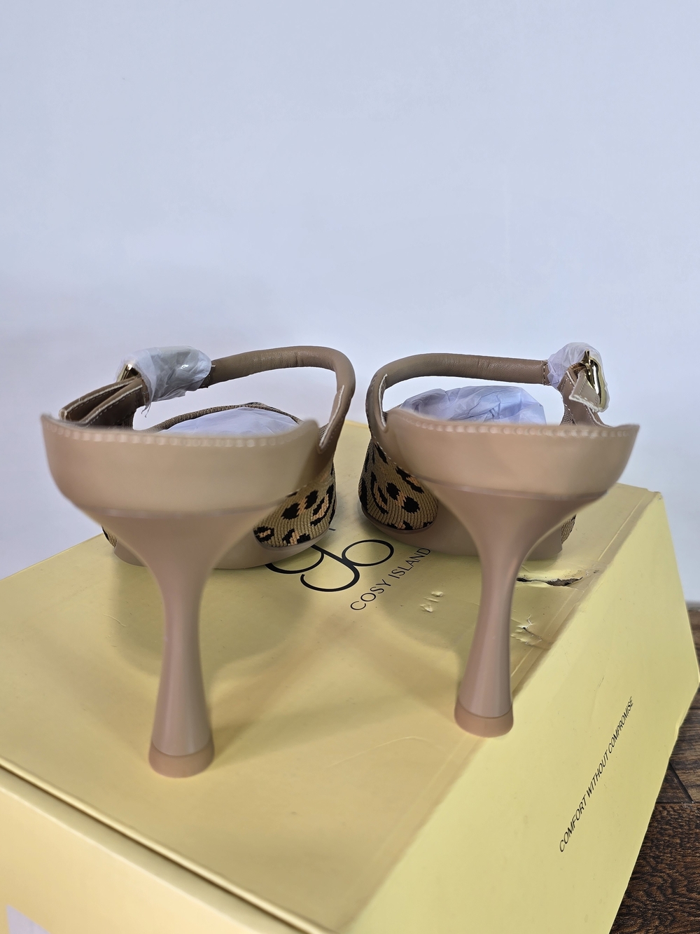 Cosy Island Leopard Print Pointed Toe Mule Heels in Tan/Black Size 8.5 - Picture 5 of 11